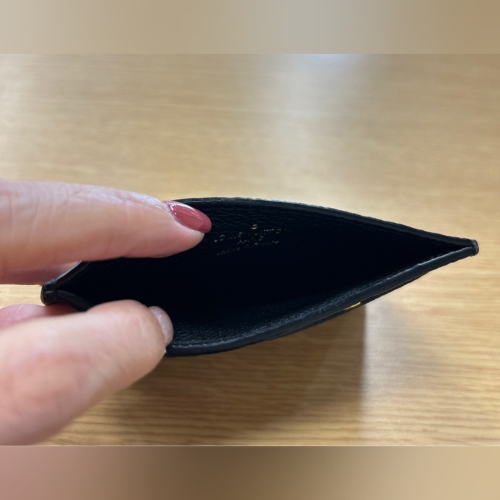 Louis Vuitton Card Holder - Picture 7 of 10